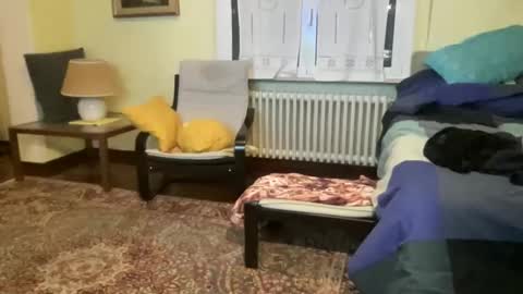 Snapshot of much_fun1 chatting on 12-18-25, 03:40 much_fun1 online show from 12-18-25, 03:40