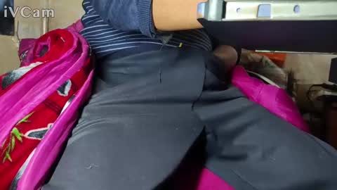 Snapshot of muchachosam chatting on 01-06-25, 08:18 zenon online show from 01-06-25, 08:18