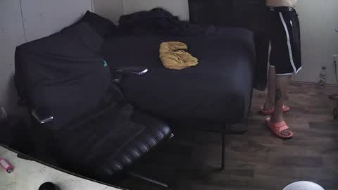 Muffdiver online show from 05-21-26, 01:45