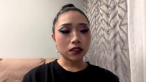 Mia online show from 03-21-26, 11:04