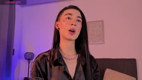 Snapshot of mulan_sheng69 chatting on 10-20-25, 09:59 Mulan Sheng next broadcast December 4 online show from 10-20-25, 09:59