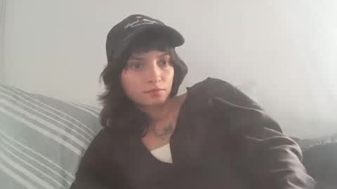   online show from 06-10-26, 08:19