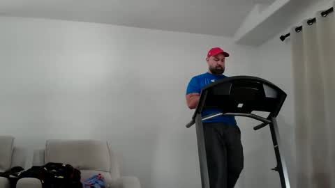 Bearded online show from 02-12-26, 05:19