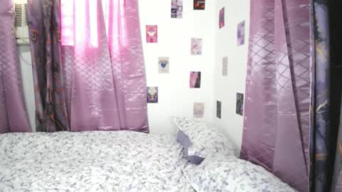 moan yeeka online show from 12-26-24, 04:43