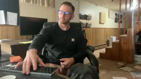 murdockjones7989 online show from 04-17-26, 09:01