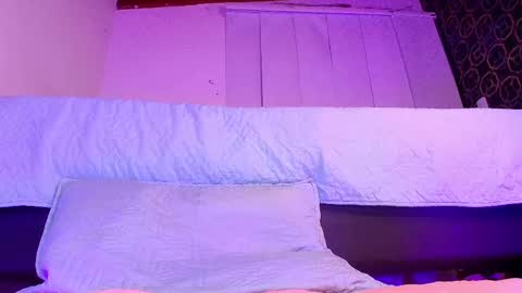 Tell me Sofi  online show from 02-21-25, 03:12