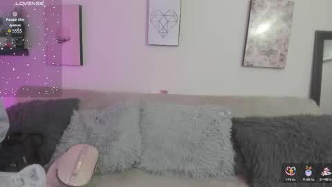 muriell_69 online show from 10-27-25, 09:19