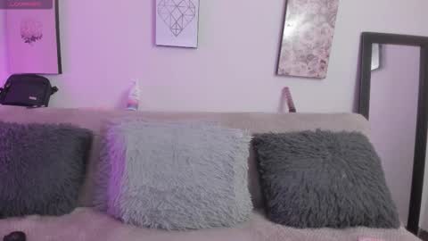 muriell_69 online show from 12-19-25, 11:01