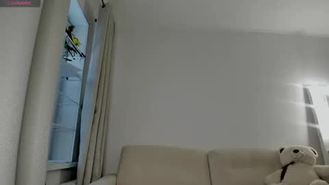 Snapshot of murr__murr chatting on 11-08-25, 12:27 Enn online show from 11-08-25, 12:27