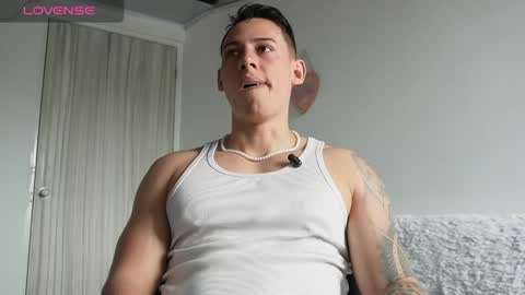 Snapshot of muscle_king_cum chatting on 05-19-26, 02:45 muscle_king_cum online show from 05-19-26, 02:45