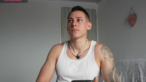 Snapshot of muscle_king_cum chatting on 05-21-26, 02:46 muscle_king_cum online show from 05-21-26, 02:46