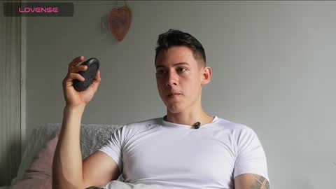 Snapshot of muscle_king_cum chatting on 05-26-26, 03:08 muscle_king_cum online show from 05-26-26, 03:08