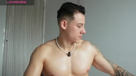 muscle_king_cum online show from 07-18-26, 02:21