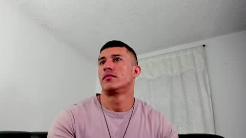 Snapshot of muscle_man07 chatting on 07-06-26, 04:09 Muscle Man online show from 07-06-26, 04:09