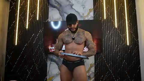 Snapshot of muscle_man19 chatting on 05-14-26, 05:14 Nick online show from 05-14-26, 05:14