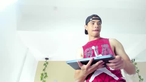 muscle scott online show from 09-26-25, 12:20