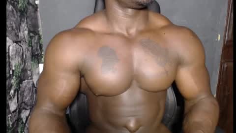 musclegod23 online show from 02-02-25, 12:19