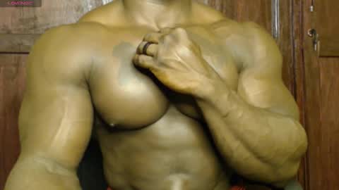 musclegod23 online show from 09-10-25, 11:49