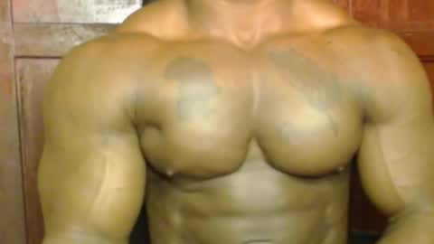 musclegod23 online show from 09-26-25, 02:26