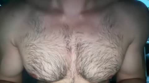 Snapshot of musclehair3 chatting on 06-13-26, 09:24 musclehair3 online show from 06-13-26, 09:24