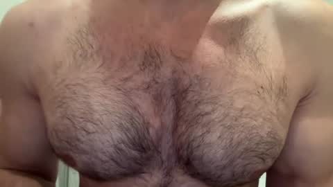 Snapshot of musclehair3 chatting on 06-21-26, 09:45 musclehair3 online show from 06-21-26, 09:45