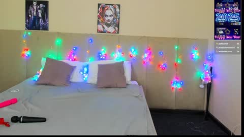 Snapshot of musclexxxbarbie chatting on 01-21-25, 09:57 Eva online show from 01-21-25, 09:57