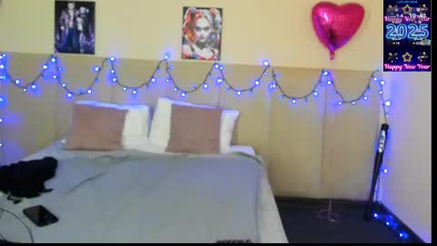 Snapshot of musclexxxbarbie chatting on 02-16-25, 04:53 Eva online show from 02-16-25, 04:53