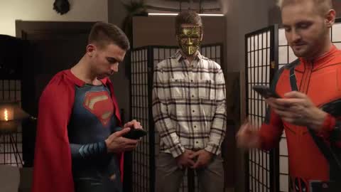 Snapshot of muscularfriend chatting on 02-26-25, 02:57 Ivan online show from 02-26-25, 02:57