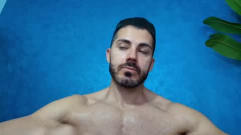 Snapshot of muscularmaster chatting on 06-11-26, 09:07 muscularmaster onlyfans online show from 06-11-26, 09:07