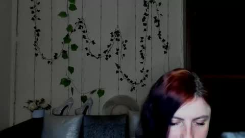 Jeneva online show from 03-06-26, 07:21