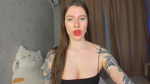 Snapshot of musemelody chatting on 10-28-25, 06:21 musemelody online show from 10-28-25, 06:21