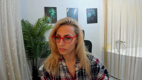 Diana online show from 02-07-25, 11:56