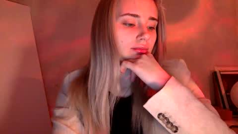 Snapshot of musescorner chatting on 03-09-26, 03:38 musescorner online show from 03-09-26, 03:38