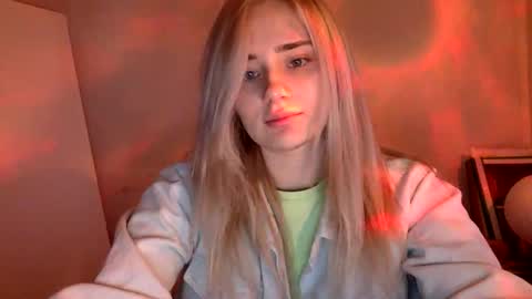 Snapshot of musescorner chatting on 03-10-26, 04:01 musescorner online show from 03-10-26, 04:01