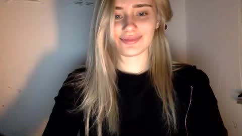 Snapshot of musescorner chatting on 03-19-26, 05:39 musescorner online show from 03-19-26, 05:39