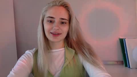 Snapshot of musescorner chatting on 04-13-26, 02:33 musescorner online show from 04-13-26, 02:33