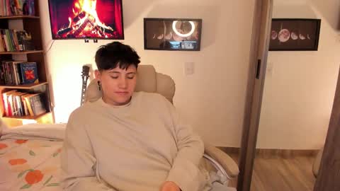 VALENTINA Luna  online show from 12-18-25, 02:39