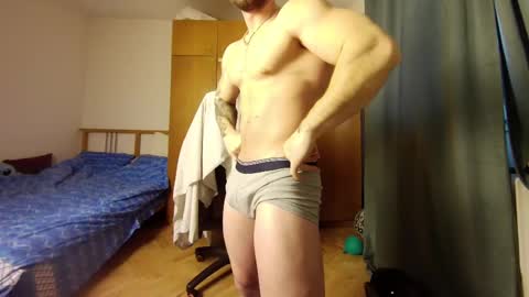 Snapshot of muslejoker chatting on 02-12-25, 09:31 musle joker online show from 02-12-25, 09:31