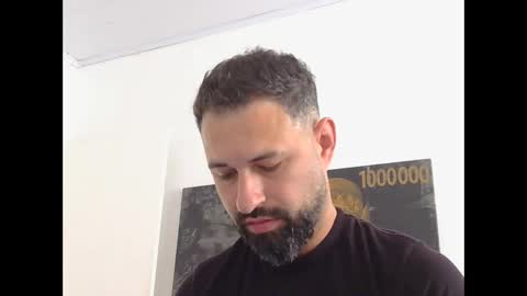 Snapshot of musosc chatting on 11-30-25, 11:25 musosc online show from 11-30-25, 11:25