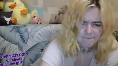 Snapshot of mustardgirl chatting on 06-04-26, 10:38 ZZ TOP online show from 06-04-26, 10:38