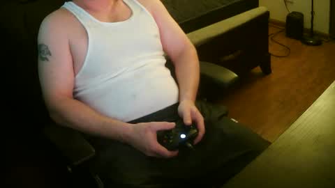 mustenjoyhead79 online show from 10-28-25, 08:00