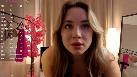 Nika online show from 10-05-25, 09:24