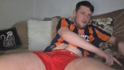 Snapshot of muzzy624406 chatting on 10-25-25, 10:15 Muzzy online show from 10-25-25, 10:15