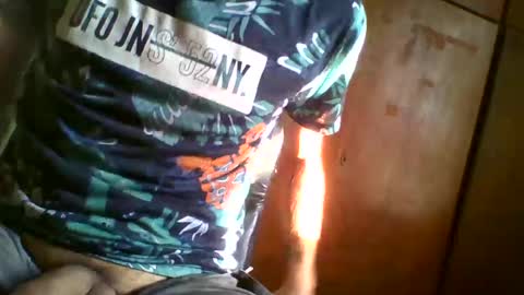 Hot Montevideo online show from 01-07-25, 09:57