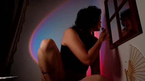 Snapshot of mx_anouk_divine chatting on 01-17-26, 02:27 Mx. Anouk Divine online show from 01-17-26, 02:27