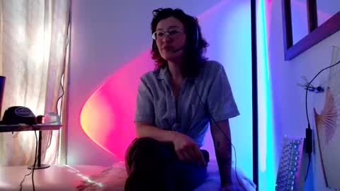 Mx. Anouk Divine online show from 04-05-26, 09:23