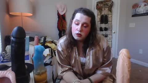 Snapshot of mxsissycharlotte chatting on 01-15-25, 07:44 Mx Charlotte online show from 01-15-25, 07:44