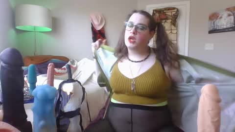 Snapshot of mxsissycharlotte chatting on 02-18-25, 08:14 Mx Charlotte online show from 02-18-25, 08:14