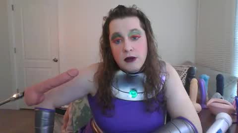 Snapshot of mxsissycharlotte chatting on 10-15-25, 05:35 Mx Charlotte online show from 10-15-25, 05:35