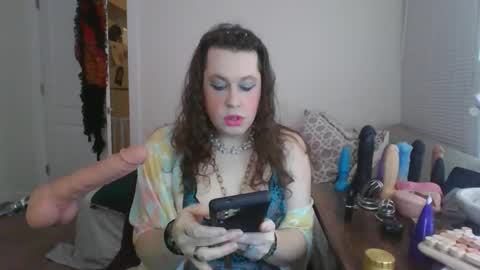 Snapshot of mxsissycharlotte chatting on 11-17-25, 05:08 Mx Charlotte online show from 11-17-25, 05:08
